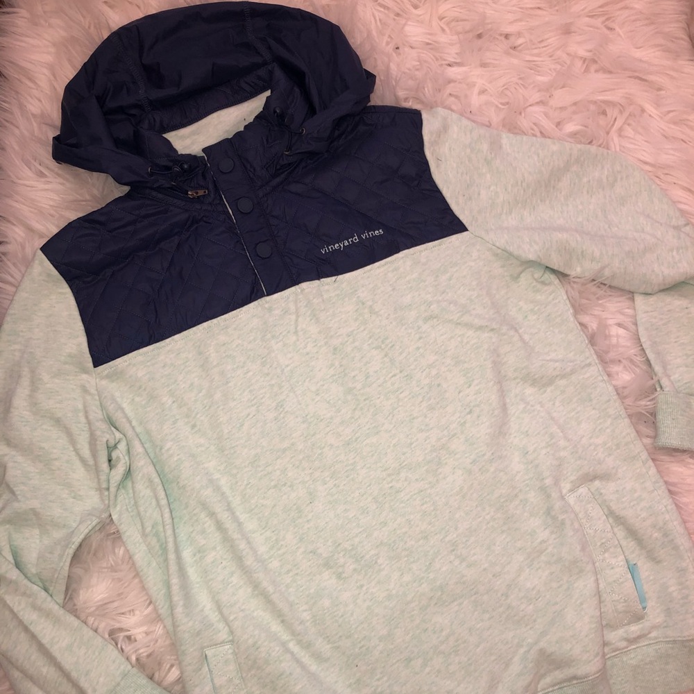Vineyard Vines Pullover - image 1